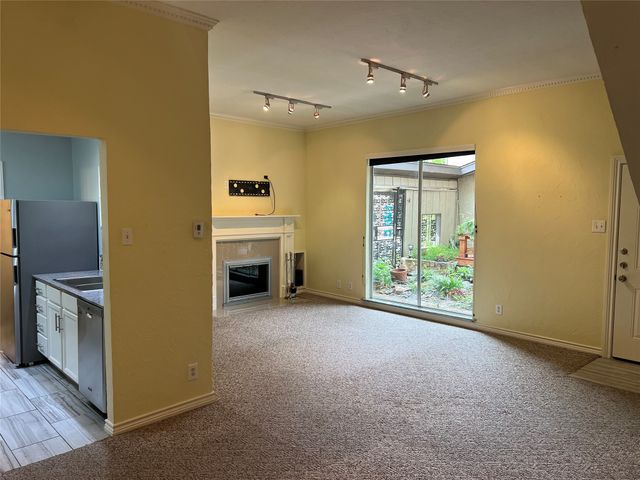 3121 Wycliff Avenue, Dallas, TX 75219