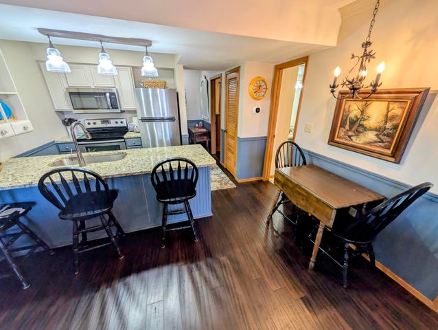 448 Notch Lane 3, Branson West, MO 65737