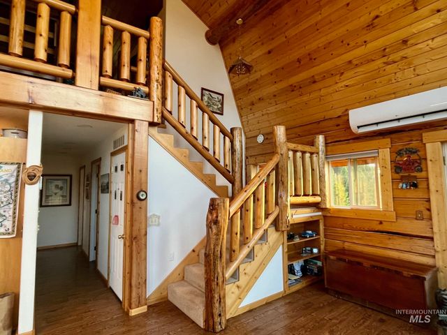 706 and 704 Canyon Rim Lane, Orofino, ID 83544