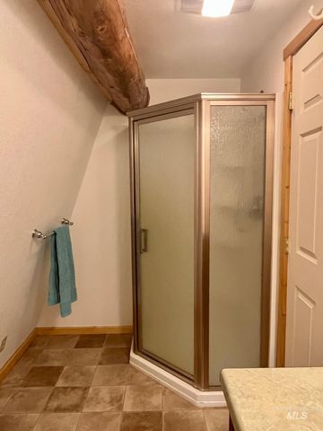 706 and 704 Canyon Rim Lane, Orofino, ID 83544