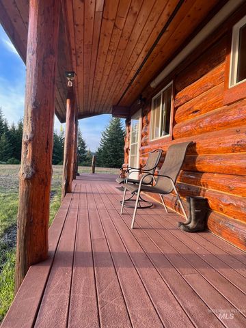 706 and 704 Canyon Rim Lane, Orofino, ID 83544
