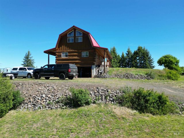 706 and 704 Canyon Rim Lane, Orofino, ID 83544