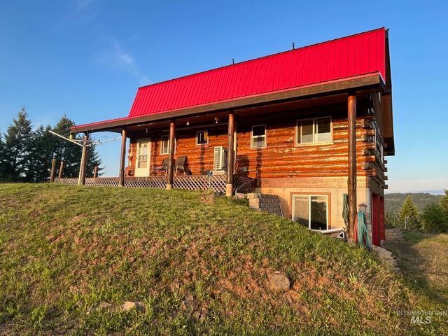 706 and 704 Canyon Rim Lane, Orofino, ID 83544