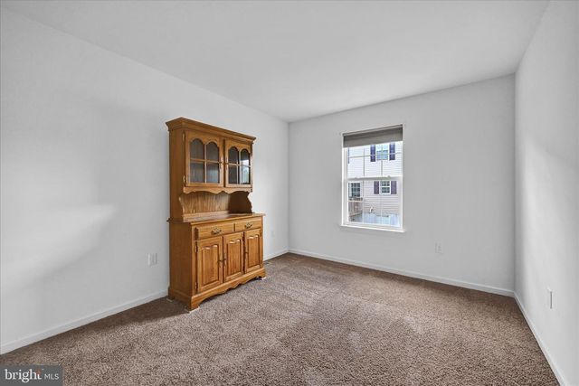 8101-J CARL WILLIAMS BLVD, Harrisburg, PA 17112