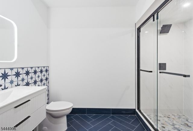 647 S 10Th St, Newark City, NJ 07108