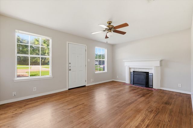 814 Anderson Street, Denton, TX 76201