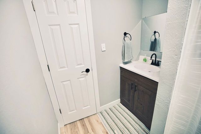 160 Hillcrest Ridge, Montezuma, IA 50171
