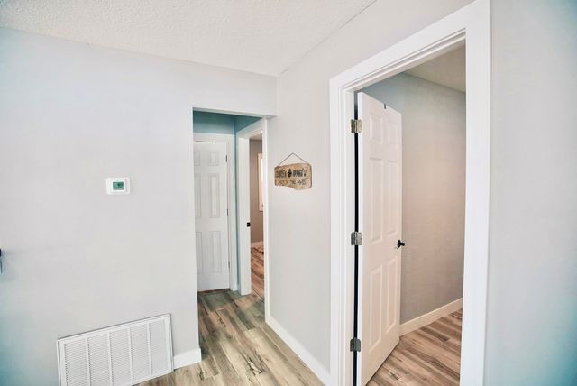 160 Hillcrest Ridge, Montezuma, IA 50171