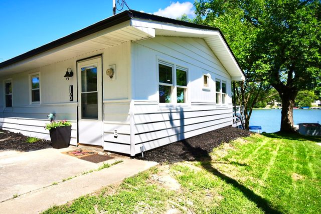 160 Hillcrest Ridge, Montezuma, IA 50171