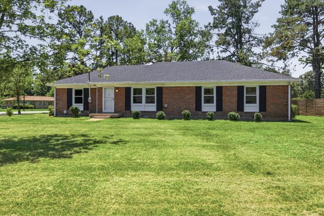 202 Derby Ln, Franklin, TN 37069