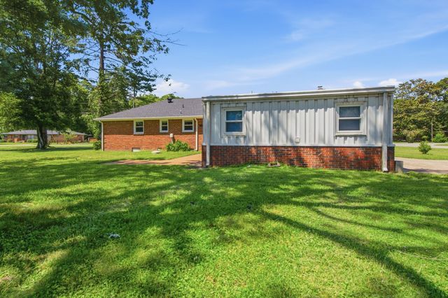 202 Derby Ln, Franklin, TN 37069