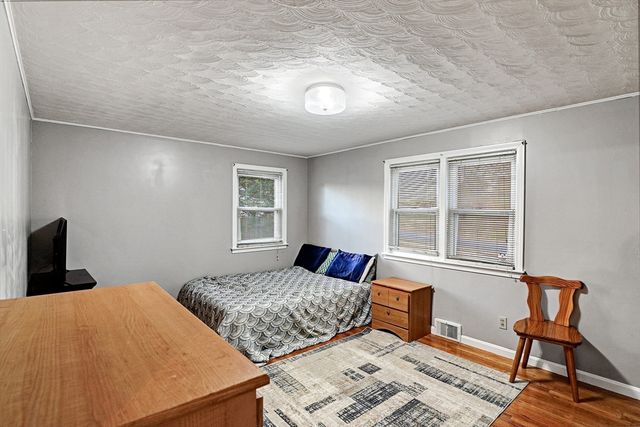 161 Fernbank Road, Springfield, MA 01129