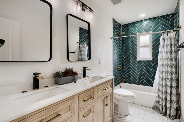 935 Quari Street, Aurora, CO 80011