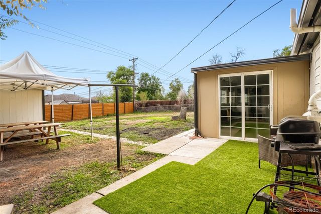 935 Quari Street, Aurora, CO 80011