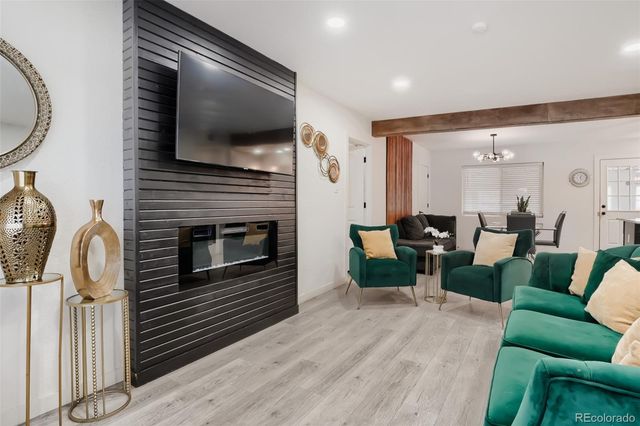 935 Quari Street, Aurora, CO 80011