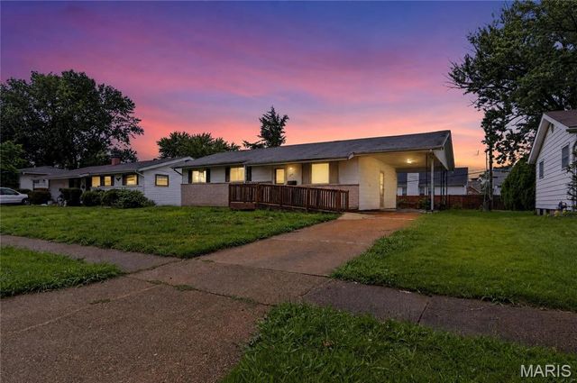 495 Benne Drive, Florissant, MO 63031