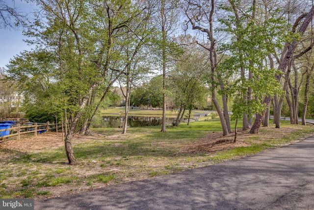 37 OSAGE TR., Medford Lakes, NJ 08055