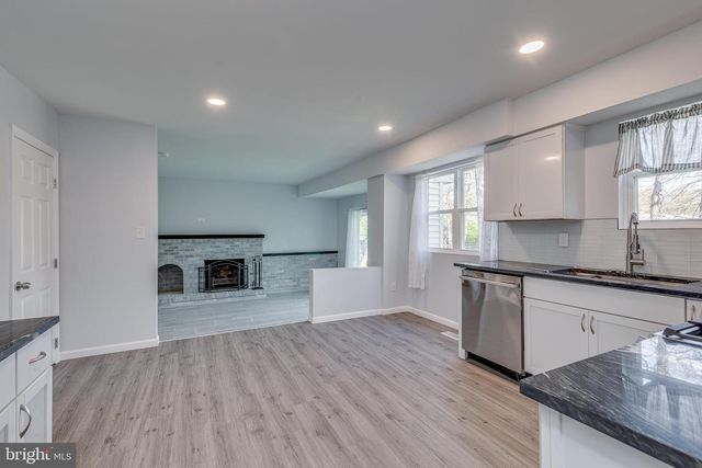 37 OSAGE TR., Medford Lakes, NJ 08055