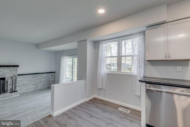 37 OSAGE TR., Medford Lakes, NJ 08055