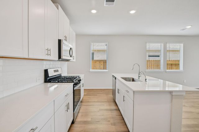 392 Sunrise Ranch Drive, Montgomery, TX 77316