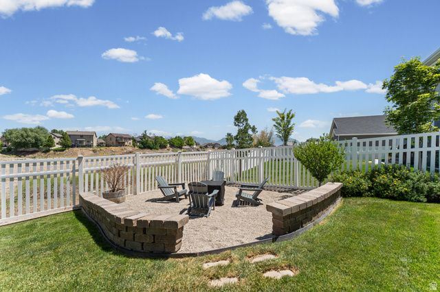 4693 E SILVER RIDGE RD, Eagle Mountain, UT 84005