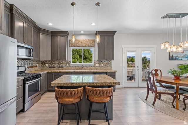 4693 E SILVER RIDGE RD, Eagle Mountain, UT 84005
