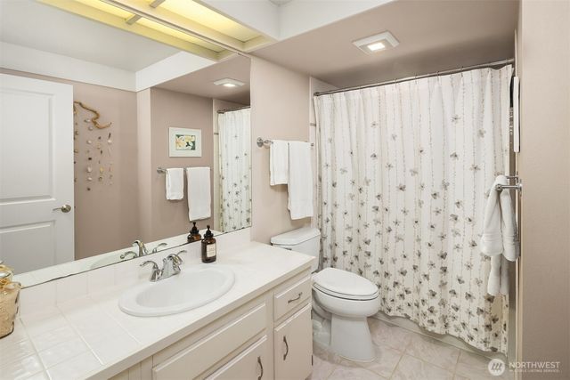 3922 229th Place SE, Sammamish, WA 98075