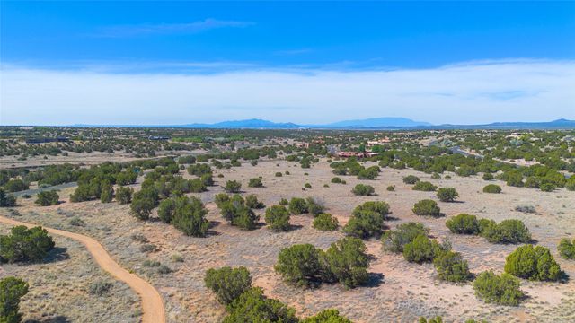 23 Calle Ventoso E, Santa Fe, NM 87506