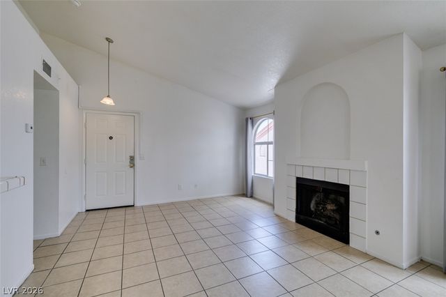 7570 West Flamingo Road 252, Las Vegas, NV 89147