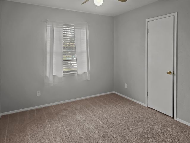 701 Idlewilde Drive, Lewisville, TX 75067