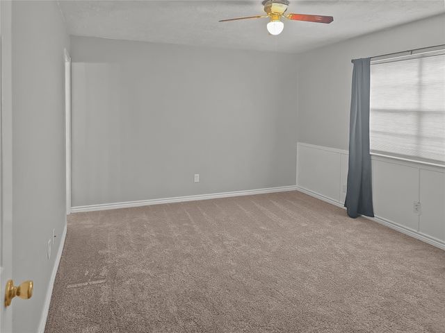 701 Idlewilde Drive, Lewisville, TX 75067