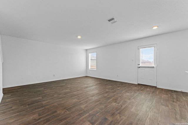 15515 Mint Patch Meadow, Von Ormy, TX 78073