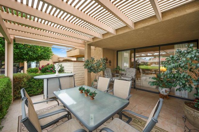 7562 Regency Drive, Palm Springs, CA 92264