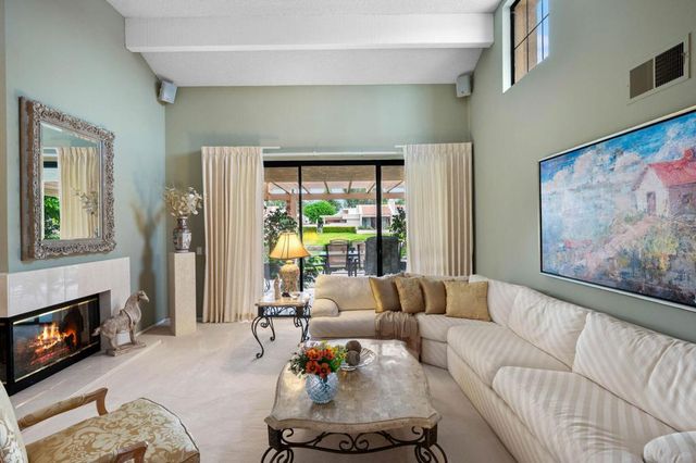 7562 Regency Drive, Palm Springs, CA 92264