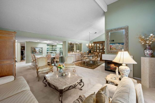 7562 Regency Drive, Palm Springs, CA 92264