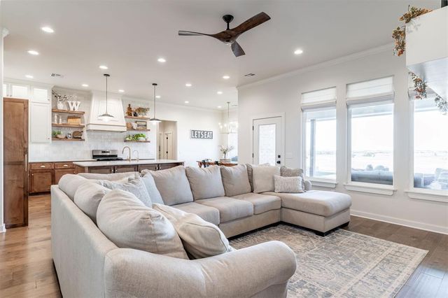 4169 Red Cedar NW Avenue, Piedmont, OK 73078