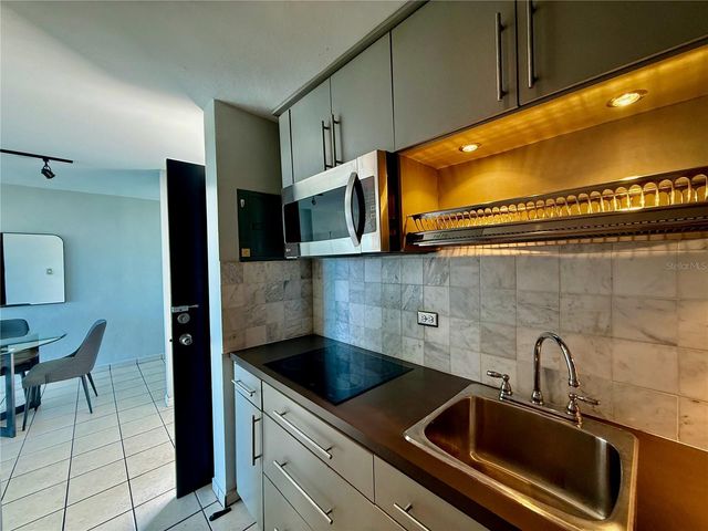251 CANALS 605, San Juan, PR 00907
