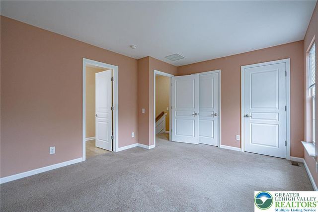 1396 Artisan Court, Upper Macungie Twp, PA 18031