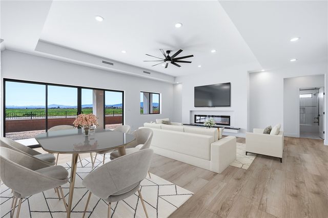 572 E Border Lane, Mohave Valley, AZ 86440