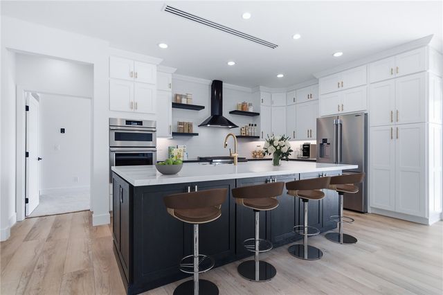 572 E Border Lane, Mohave Valley, AZ 86440