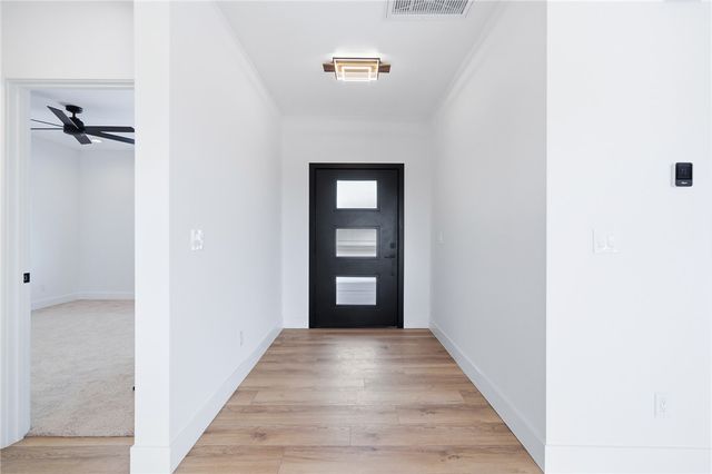 572 E Border Lane, Mohave Valley, AZ 86440