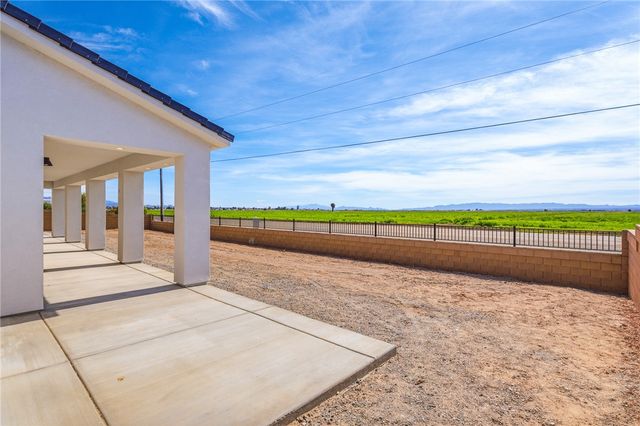 572 E Border Lane, Mohave Valley, AZ 86440