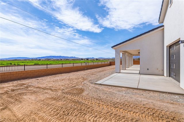 572 E Border Lane, Mohave Valley, AZ 86440
