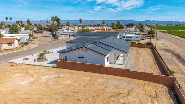 572 E Border Lane, Mohave Valley, AZ 86440