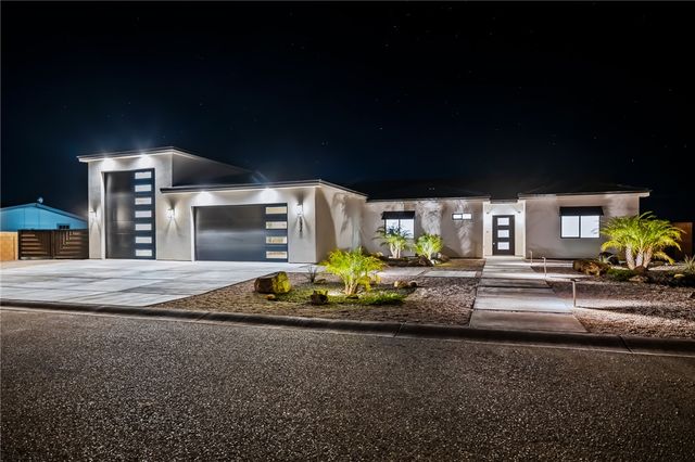 572 E Border Lane, Mohave Valley, AZ 86440