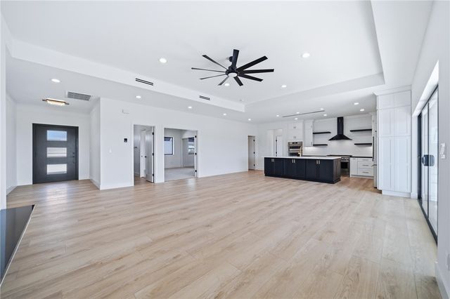 572 E Border Lane, Mohave Valley, AZ 86440