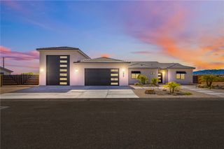 572 E Border Lane, Mohave Valley, AZ 86440
