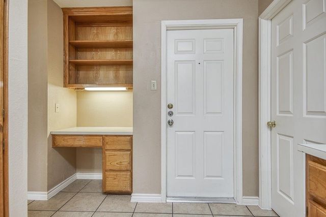 2322 Willow Dr, Portland, TX 78374