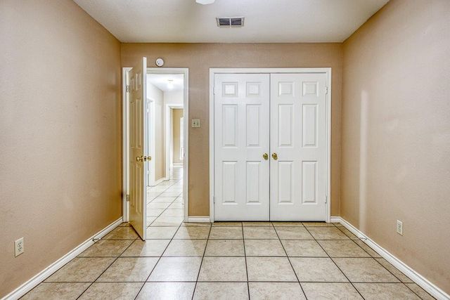 2322 Willow Dr, Portland, TX 78374