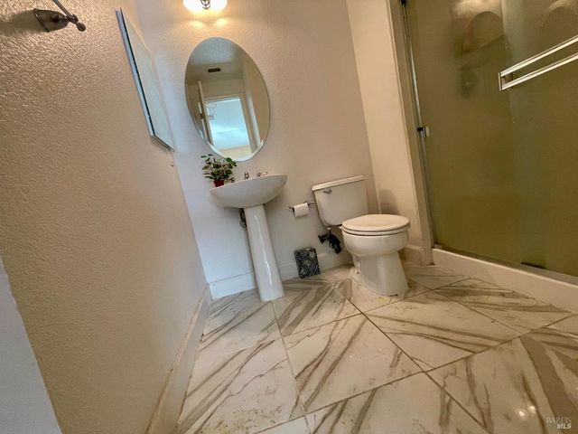 1844 Stockbridge Dr, Fairfield, CA 94534